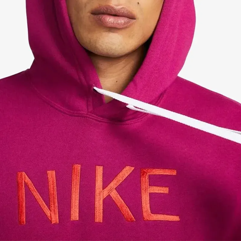 <br><center><big><b>NIKE</b></big></center></br>