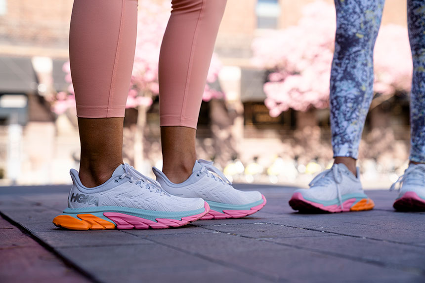 Ženski v supergah Hoka One One Clifton Edge