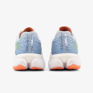 Hoka Mach X 