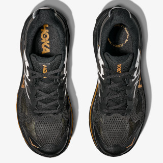 Hoka Challenger 8 