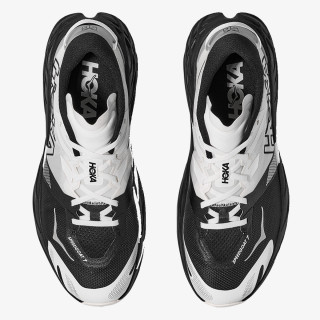 Hoka Speedgoat 7 