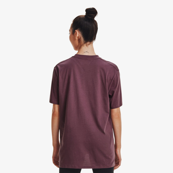 Under Armour Oversized Graphic 