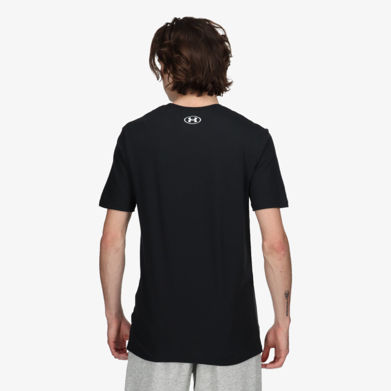 Under Armour CAMO CHEST STRIPE 