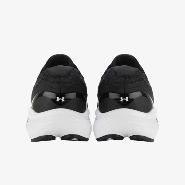 Under Armour CHARGED VANTAGE 