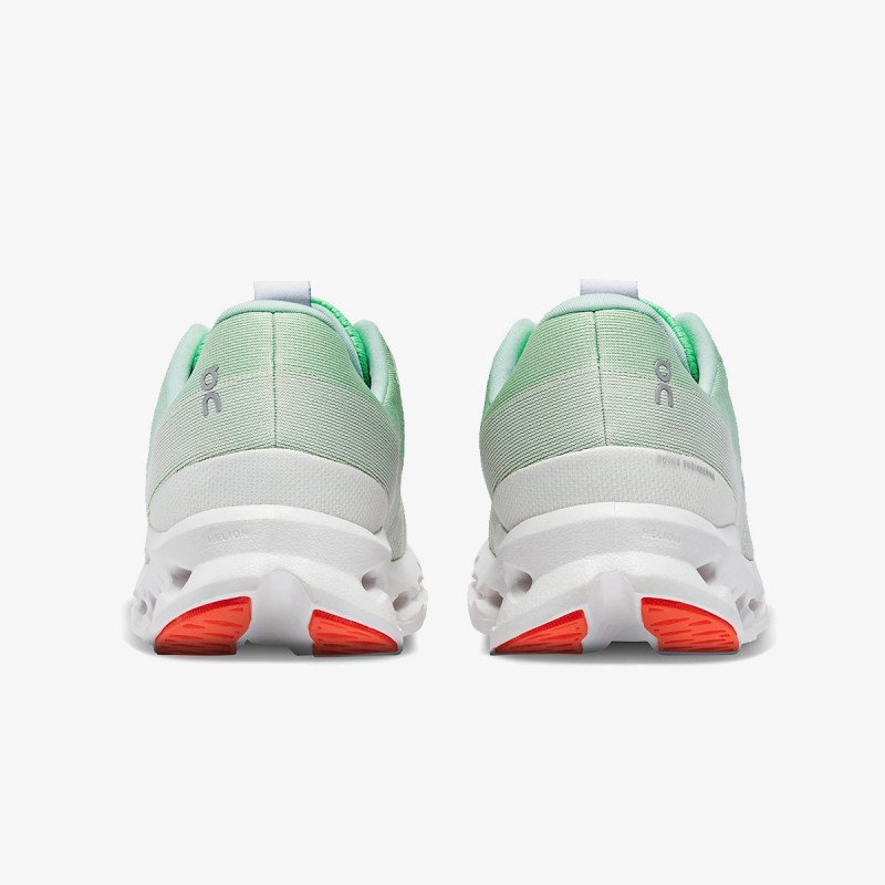 On Cloudsurfer 