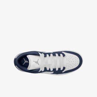 Nike AIR JORDAN 1 LOW BG 