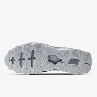 Nike Reax 8 TR 