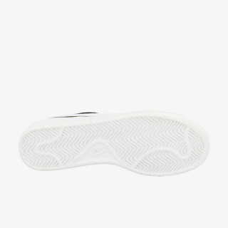 Nike WMNS NIKE COURT ROYALE 