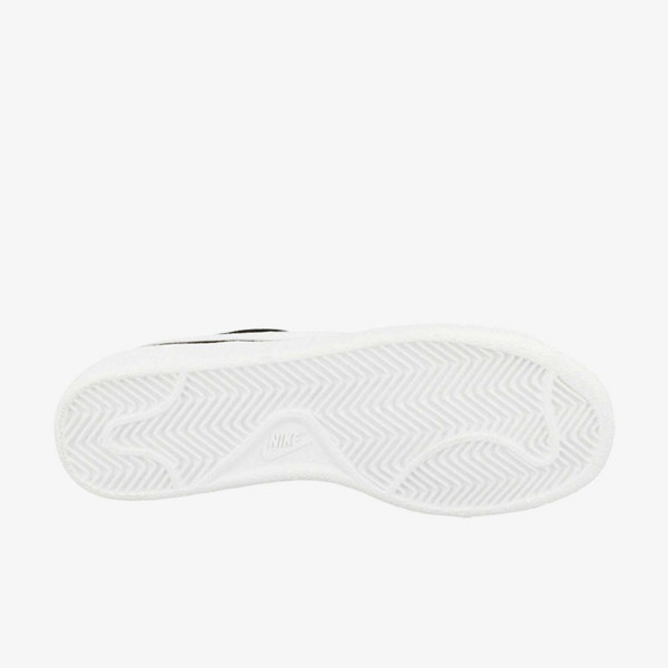 Nike WMNS NIKE COURT ROYALE 
