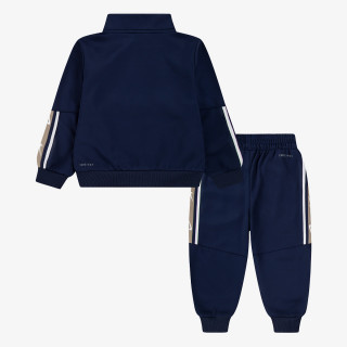 Nike Sportswear Club 