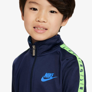 Nike FUTURA 
