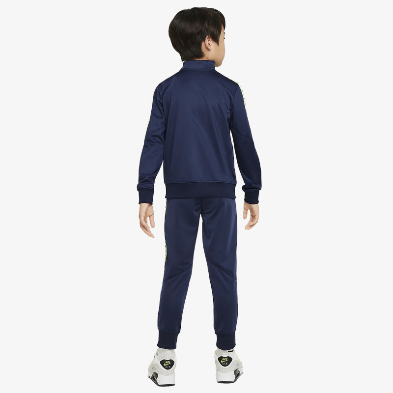 Nike FUTURA 