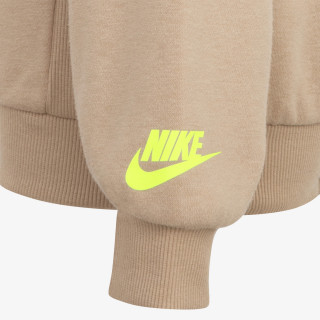 Nike Express Youself 