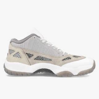 Nike AIR JORDAN 11 RETRO LOW IE 
