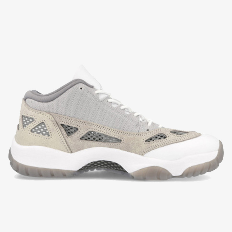 Nike AIR JORDAN 11 RETRO LOW IE 