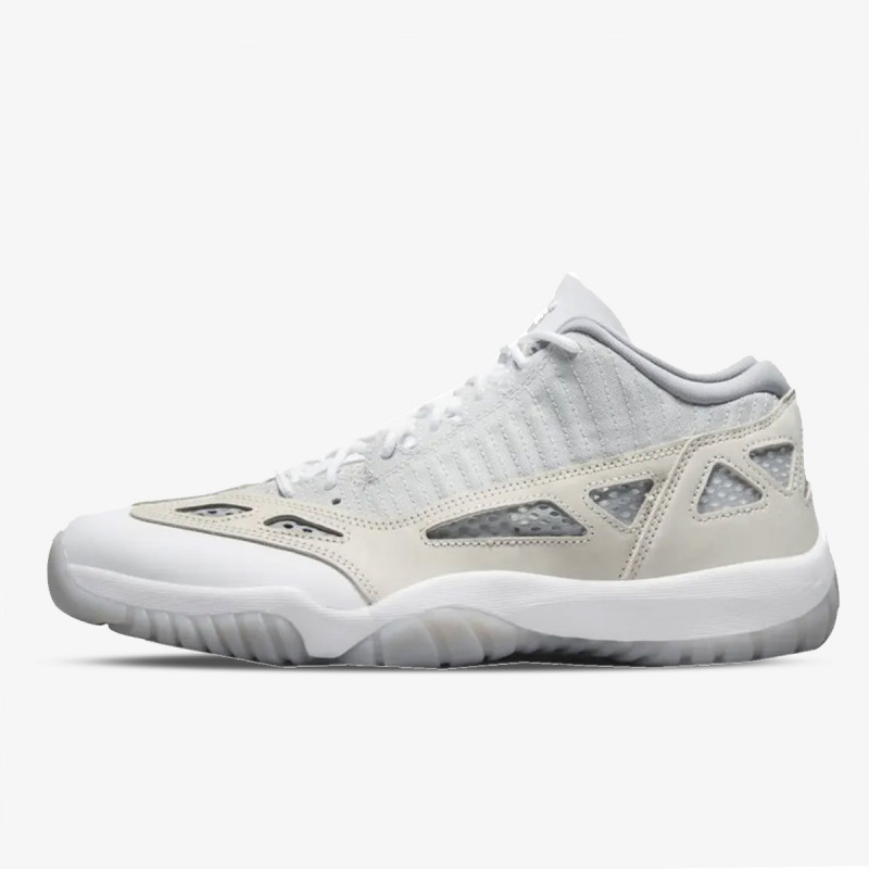 Nike AIR JORDAN 11 RETRO LOW IE 