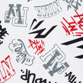 Nike Graffiti Tag 
