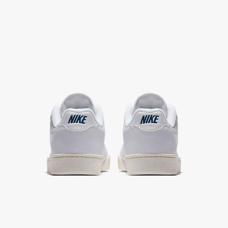 Nike GRANDSTAND II 