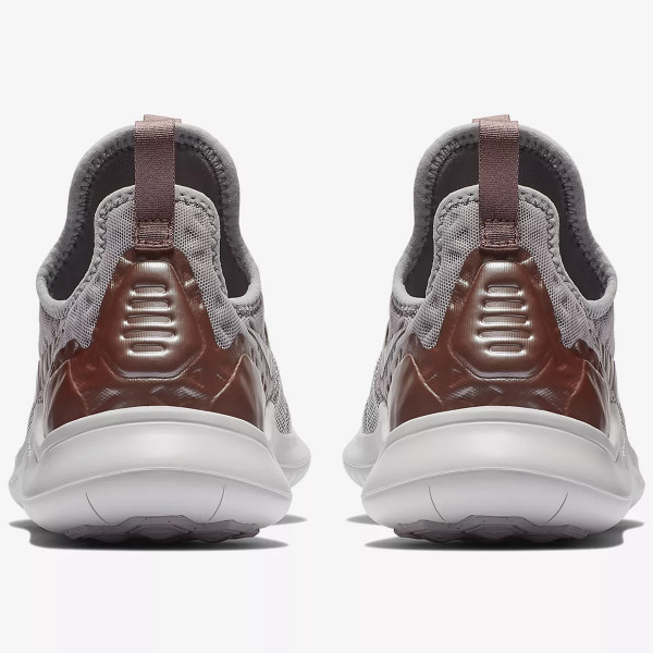 Nike WMNS NIKE FREE TR 8 LM 