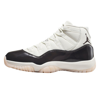 Nike WMNS AIR JORDAN 11 RETRO 