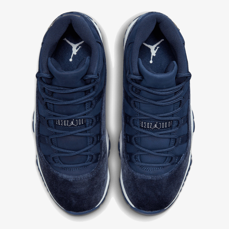 Nike WMNS AIR JORDAN 11 RETRO 