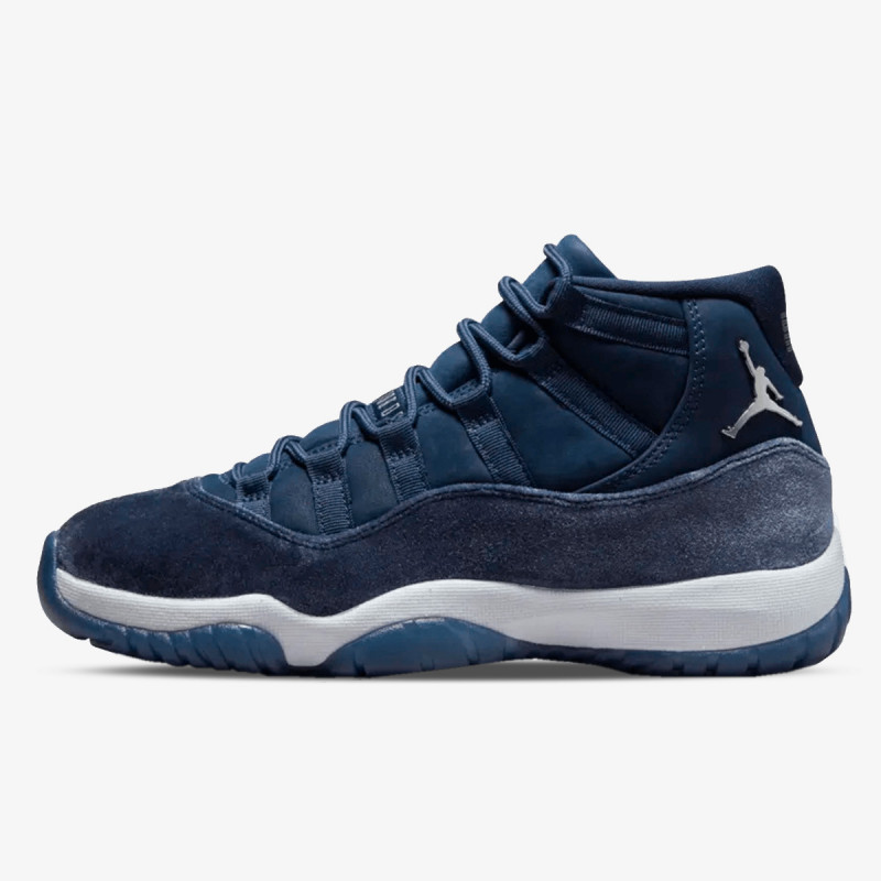 Nike WMNS AIR JORDAN 11 RETRO 