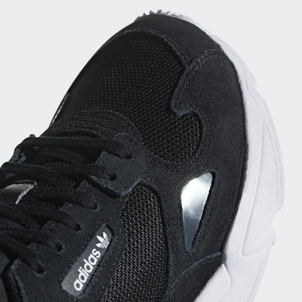 adidas Falcon W 