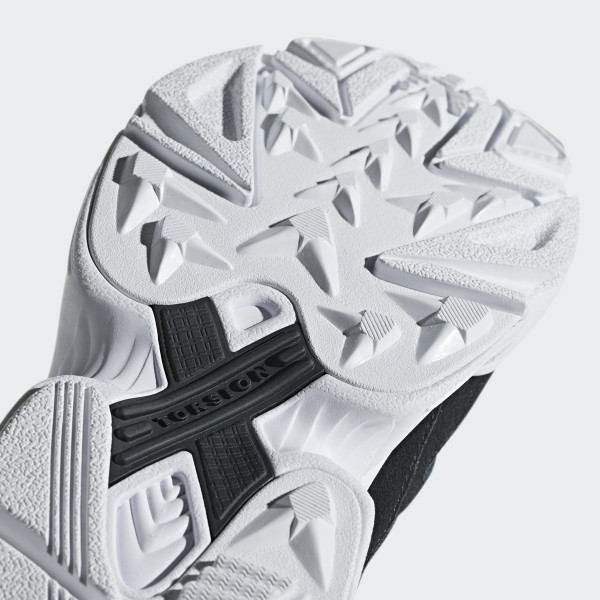 adidas Falcon W 