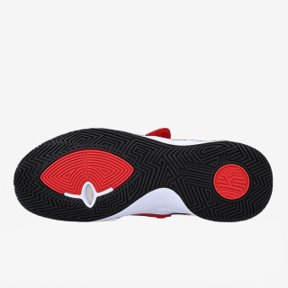 Nike KYRIE FLYTRAP III 