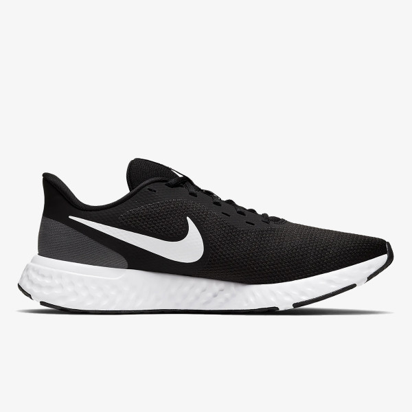 Nike NIKE REVOLUTION 5 