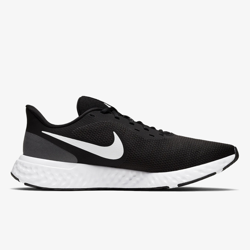 Nike NIKE REVOLUTION 5 