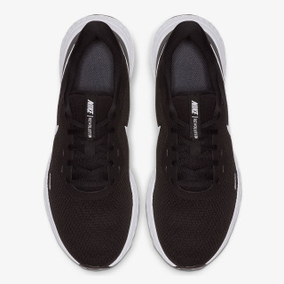 Nike REVOLUTION 5 