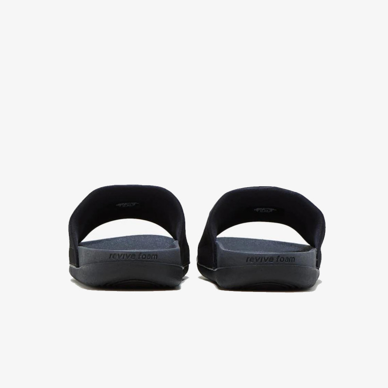 Nike WMNS NIKE OFFCOURT SLIDE 