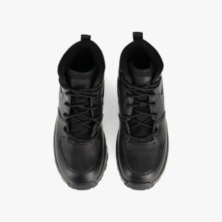 Nike Manoa 