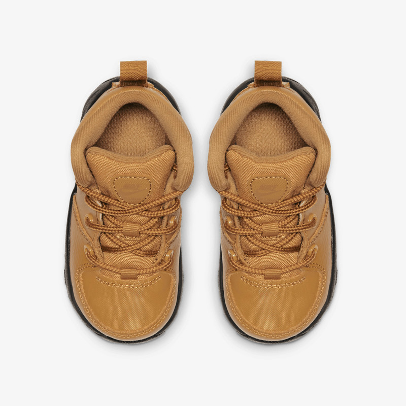 Nike Manoa 