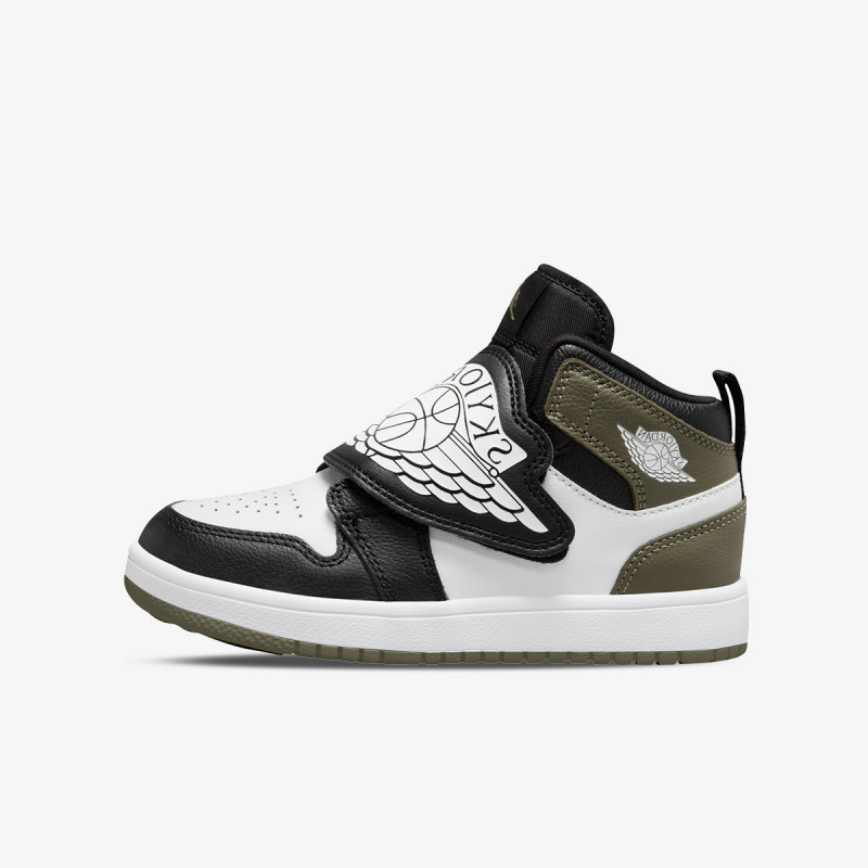 Nike SKY JORDAN 1 BP 