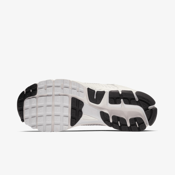 Nike NIKE ZOOM VOMERO 5 SP 