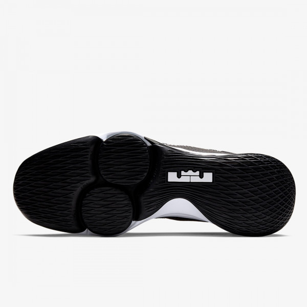 Nike LEBRON WITNESS IV 