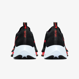 Nike Air Zoom Tempo NEXT% 
