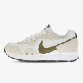 Nike NIKE VENTURE RUNNER 