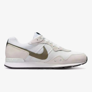 Nike NIKE VENTURE RUNNER 
