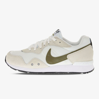 Nike NIKE VENTURE RUNNER 
