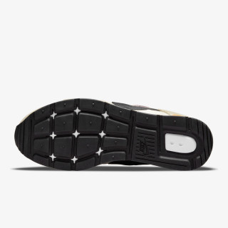 Nike Venture Runner 