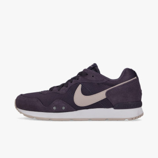 Nike VENTURE RUNNER 