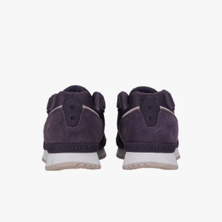 Nike VENTURE RUNNER 