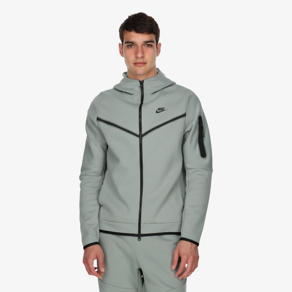 Nike Sportswear Tech 