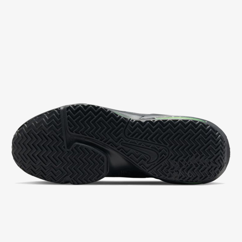 Nike LeBron Witnes 