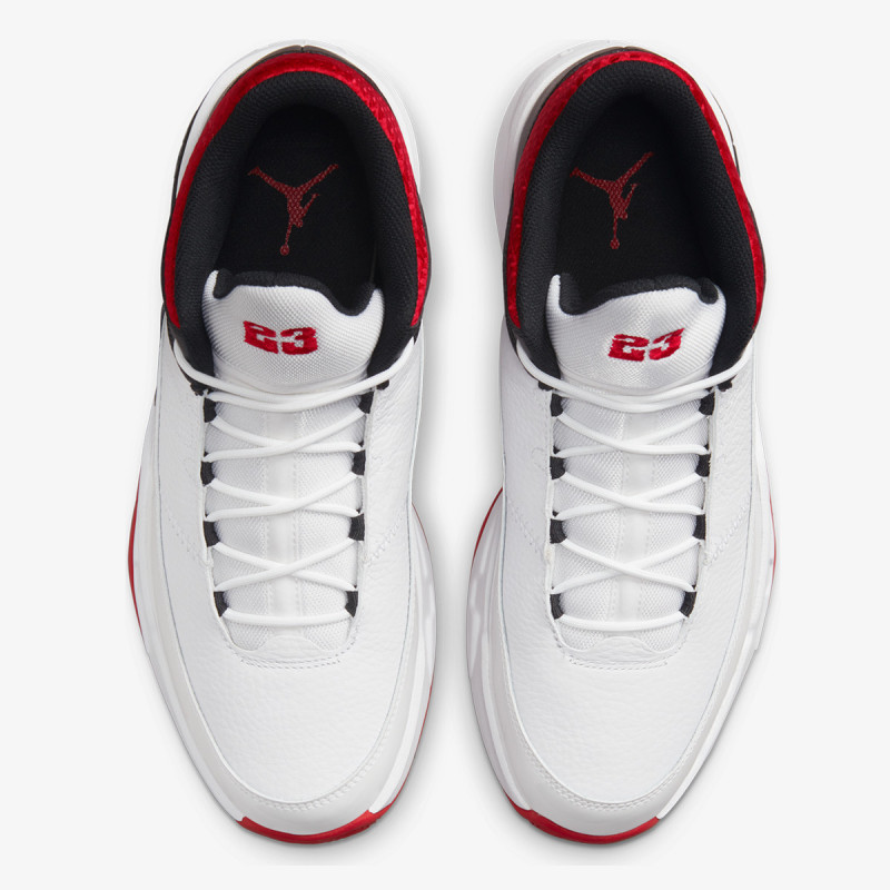 Nike Jordan Max Aura 