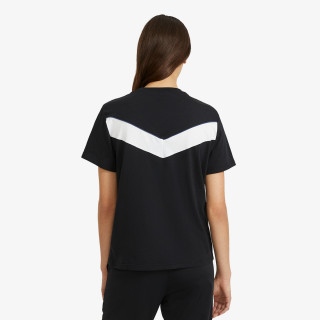 Nike Sportswear Heritage 