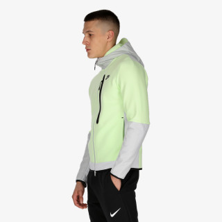 Nike Sportswear 